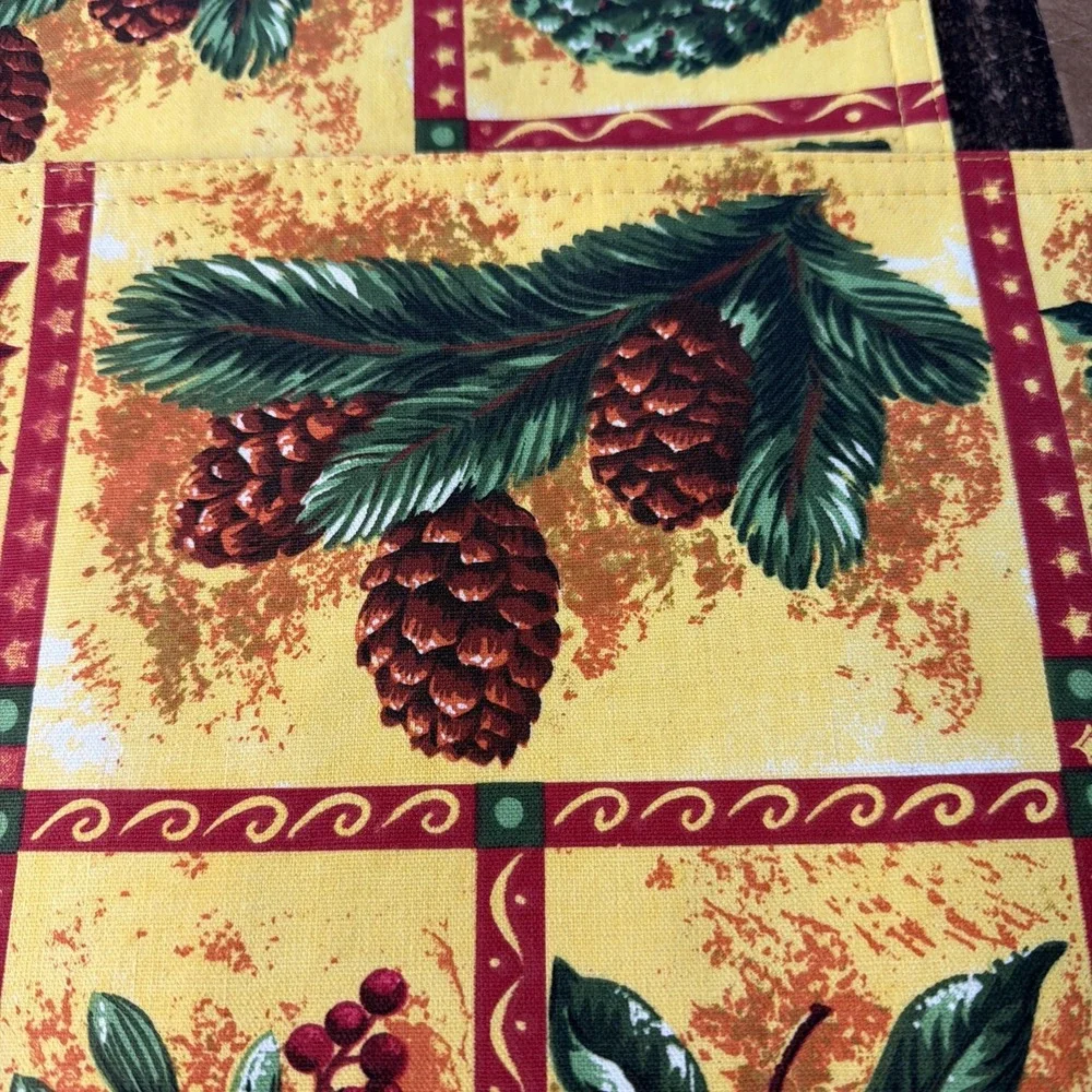 Vintage Helen Vladykina Christmas Linen Placemats Set of 4 Festive Botanical Art